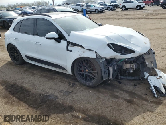 2018 Porsche Macan GTS with VIN WP1AG2A55JLB61187, listed as a Copart auction lot 54740915 with 48,886 mi miles and Clean Title. Bid and sale history available at DreamBid. Image 4.