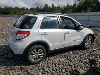 2013 Suzuki SX4 Crossover with VIN JS2YB5A31D6101673, listed as a Copart auction lot 70571514 with 137,306 mi miles and Salvage Title. Bid and sale history available at carsss.com. Image 3.