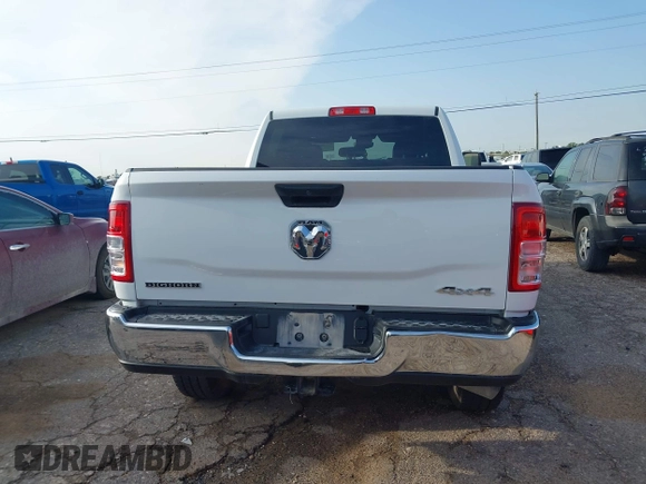 2024 Ram 2500 Big Horn with VIN 3C6UR5DLXRG296296, listed as a IAAI auction lot 42460247 with 56,093 mi miles and . Bid and sale history available at DreamBid. Image 16.
