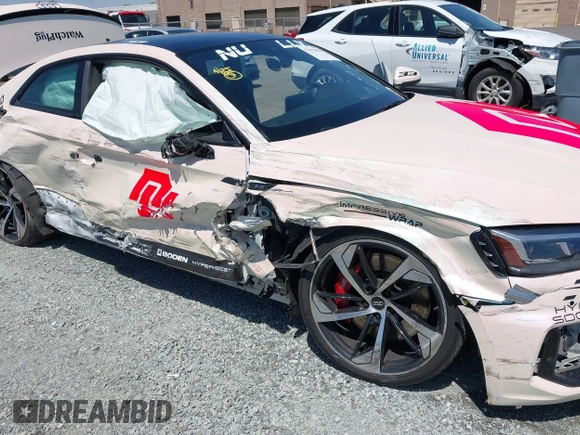 2018 Audi RS 5 z VIN WUAPWAF55JA903152, wystawiony jako IAAI lot #42193996 z przebiegiem 95 730 mil mil oraz . Historia ofert i sprzedaży dostępna na DreamBid. Obrazek 6.