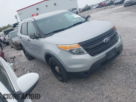 2013 Ford Utility Police Interceptor with VIN 1FM5K8AR1DGC40632, listed as a IAAI auction lot 41944997 with 126,157 mi miles. Bid and sale history available at carsss.com. Image 1.