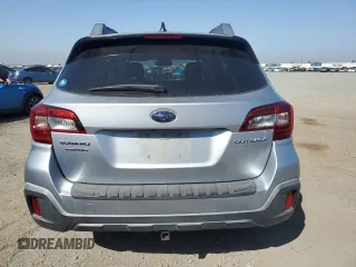 2018 Subaru Outback Premium with VIN 4S4BSACC3J3213261, listed as a Copart auction lot 60062995 with 86,525 mi miles and Salvage title. Bid and sale history available at DreamBid. Image 6.