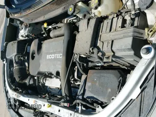 2019 Chevrolet Equinox LT z VIN 2GNAXJEV7K6230579, wystawiony jako IAAI lot #42834271 z przebiegiem 96 912 mil mil oraz . Historia ofert i sprzedaży dostępna na DreamBid. Obrazek 18.