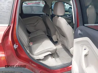 2014 Ford Escape SE with VIN 1FMCU0GX2EUB60526, listed as a IAAI auction lot 42060469 with 128,796 mi miles. Bid and sale history available at carsss.com. Image 8.