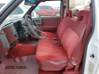 1992 GMC Sonoma with VIN 1GTCS14Z8N8505850, listed as a Copart auction lot 49582175 with 44,301 mi miles and Salvage Title. Bid and sale history available at carsss.com. Image 7.