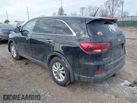 2020 Kia Sorento LX with VIN 5XYPGDA30LG638712, listed as a IAAI auction lot 41640969 with 62,197 mi miles and . Bid and sale history available at carsss.com. Image 3.