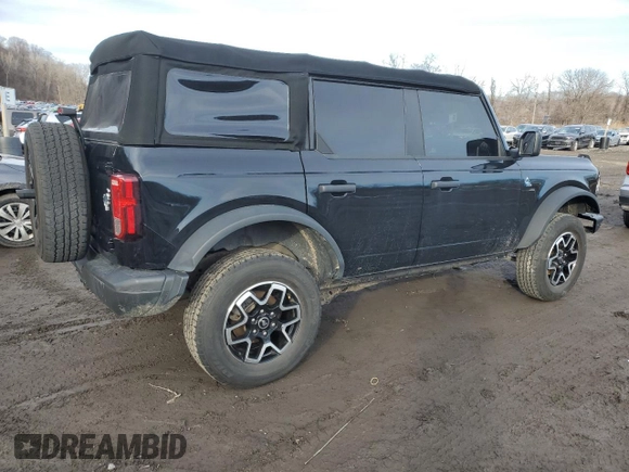 2022 Ford Bronco with VIN 1FMEE5DH8NLB29609, listed as a Copart auction lot 45769305 with 43,967 mi miles and Salvage Title. Bid and sale history available at carsss.com. Image 3.