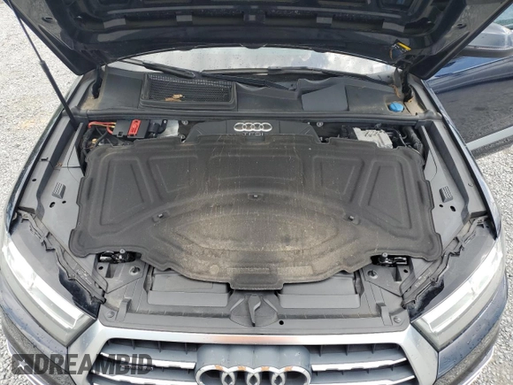 2017 Audi Q7 Premium Plus z VIN WA1LHAF70HD052940, wystawiony jako Copart lot #55632265 z przebiegiem 181 527 mil mil oraz Czysty tytuł • Clean title. Historia ofert i sprzedaży dostępna na DreamBid. Obrazek 12.