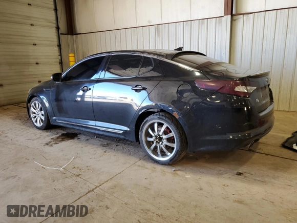 2013 Kia Optima SX с VIN 5XXGR4A69DG129650, выставлен на аукционе Copart как лот 50353705 с пробегом 231 319 миль миль и Списание • Salvage title. История ставок и продаж доступна на DreamBid. Изображение 2.