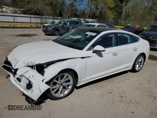 2022 Audi A5 Sportback Premium z VIN WAUABDF56NA003489, wystawiony jako Copart lot #49088395 z przebiegiem 24 038 mil mil oraz Szkoda całkowita • Salvage title. Historia ofert i sprzedaży dostępna na DreamBid. Obrazek 1.