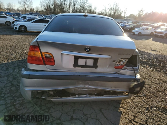 2004 BMW 3 Series 330i with VIN WBAEV53464KM36409, listed as a Copart auction lot 89025775 with 208,680 mi miles and Salvage Title. Bid and sale history available at carsss.com. Image 6.