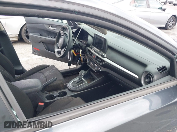 2019 Kia Forte LXS with VIN 3KPF24AD5KE074196, listed as a IAAI auction lot 42137376 with 109,067 mi miles and . Bid and sale history available at DreamBid. Image 6.