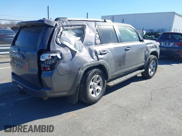 2021 Toyota 4Runner SR5 z VIN JTEMU5JR7M5953230, wystawiony jako IAAI lot #41705423 z przebiegiem 64 240 mil mil oraz . Historia ofert i sprzedaży dostępna na DreamBid. Obrazek 4.