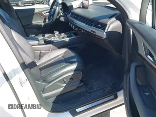 2018 Audi Q7 Premium Plus with VIN WA1LHAF76JD003831, listed as a IAAI auction lot 41781410 with 81,225 mi miles. Bid and sale history available at carsss.com. Image 5.