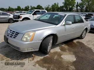 2010 Cadillac DTS w/1SC with VIN 1G6KD5EY0AU137459, listed as a Copart auction lot 62512914 with 197,058 mi miles and Salvage Title. Bid and sale history available at carsss.com. Image 1.