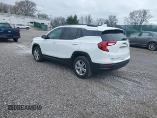 2024 GMC Terrain SLE z VIN 3GKALMEG4RL117903, wystawiony jako IAAI lot #41718454 z przebiegiem 3 408 mil mil oraz . Historia ofert i sprzedaży dostępna na DreamBid. Obrazek 3.