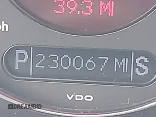 2006 Mercedes-Benz E 320 CDI with VIN WDBUF26J06A935239, listed as a IAAI auction lot 41657552 with 230,067 mi miles and . Bid and sale history available at DreamBid. Image 16.