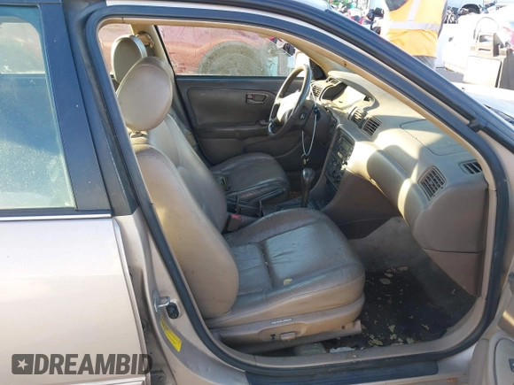 1998 Toyota Camry LE z VIN 4T1BF28K4WU057663, wystawiony jako IAAI lot #41329614 z przebiegiem 145 034 mil mil oraz . Historia ofert i sprzedaży dostępna na DreamBid. Obrazek 5.