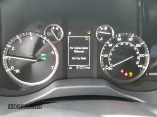 2023 Lexus GX 460 Premium z VIN JTJAM7BX6P5384551, wystawiony jako Copart lot #58321825 z przebiegiem 21 255 mil mil oraz Szkoda całkowita • Salvage title. Historia ofert i sprzedaży dostępna na DreamBid. Obrazek 9.