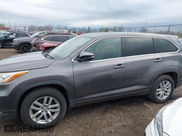 2014 Toyota Highlander LE z VIN 5TDZARFH8ES008504, wystawiony jako IAAI lot #41925955 z przebiegiem 198 292 mil mil oraz . Historia ofert i sprzedaży dostępna na DreamBid. Obrazek 14.