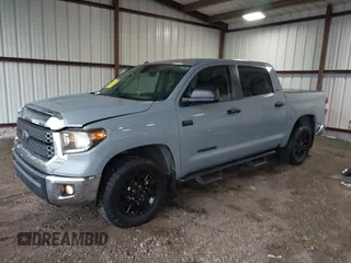 2019 Toyota Tundra 2WD SR5 with VIN 5TFEY5F15KX253952, listed as a IAAI auction lot 40802742 with 110,465 mi miles. Bid and sale history available at carsss.com. Image 17.