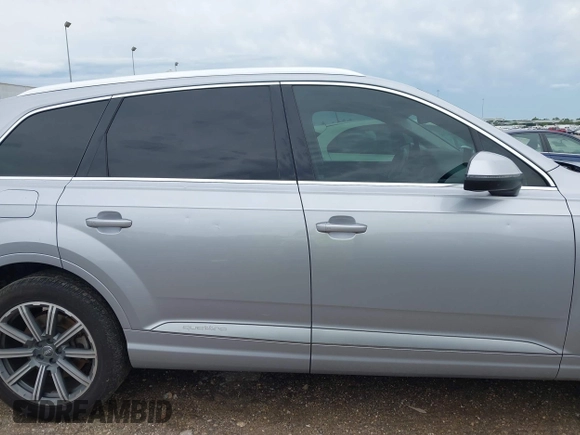 2019 Audi Q7 Premium Plus with VIN WA1LHAF74KD041639, listed as a IAAI auction lot 42369751 with 69,103 mi miles and . Bid and sale history available at DreamBid. Image 13.
