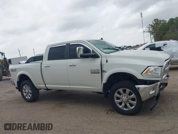 2017 Ram 2500 Laramie with VIN 3C6UR5FL8HG538899, listed as a IAAI auction lot 41830357 with 152,848 mi miles. Bid and sale history available at carsss.com. Image 14.