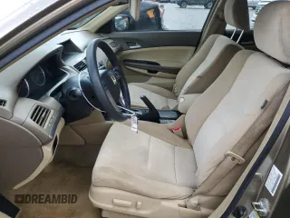 2009 Honda Accord LX-P z VIN JHMCP26449C008319, wystawiony jako Copart lot #49450135 z przebiegiem 181 891 mil mil oraz Szkoda całkowita • Salvage title. Historia ofert i sprzedaży dostępna na DreamBid. Obrazek 7.