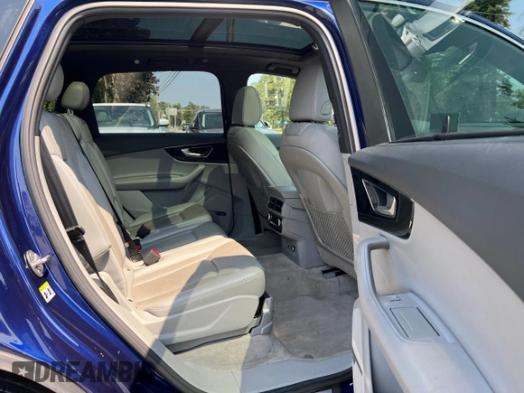 2019 Audi Q7 Premium Plus with VIN WA1LAAF75KD041511, listed as a Copart auction lot 61382725 with 165,707 mi miles and Clean title. Bid and sale history available at DreamBid. Image 6.