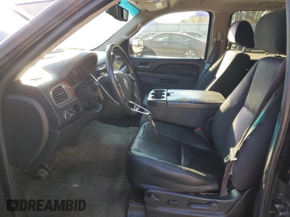 2011 Chevrolet Suburban LS with VIN 1GNSCHE01BR155461, listed as a Copart auction lot 89156045 with 214,430 mi miles and Salvage Title. Bid and sale history available at carsss.com. Image 7.