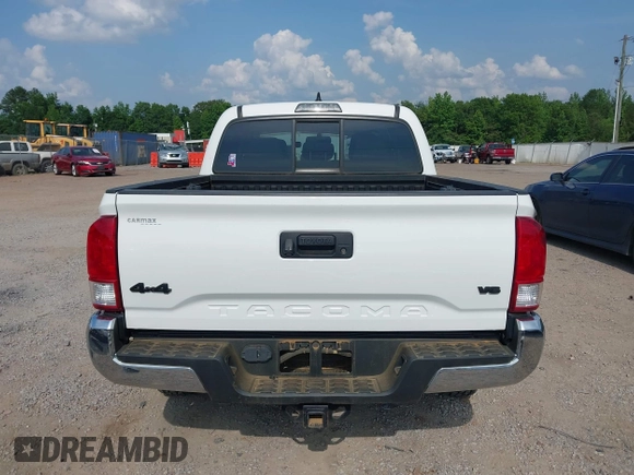2017 Toyota Tacoma SR5 with VIN 3TMCZ5AN1HM063580, listed as a IAAI auction lot 42421660 with 95,543 mi miles and . Bid and sale history available at DreamBid. Image 17.