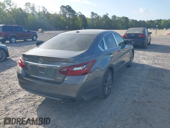 2018 Nissan Altima 2.5 SR with VIN 1N4AL3AP6JC280327, listed as a IAAI auction lot 41962816 with 102,444 mi miles. Bid and sale history available at carsss.com. Image 4.