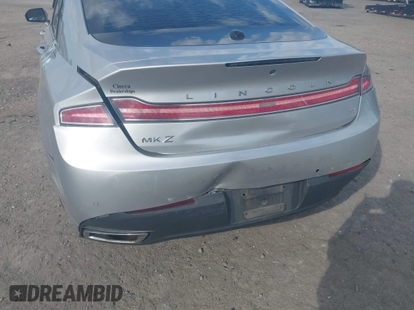 2014 Lincoln MKZ with VIN 3LN6L2GK5ER823529, listed as a IAAI auction lot 42221147 with 151,751 mi miles and . Bid and sale history available at DreamBid. Image 6.