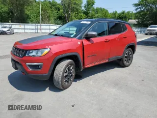 2020 Jeep Compass Trailhawk z VIN 3C4NJDDB5LT238584, wystawiony jako Copart lot #65119345 z przebiegiem 37 854 mil mil oraz Szkoda całkowita • Salvage title. Historia ofert i sprzedaży dostępna na DreamBid. Obrazek 1.