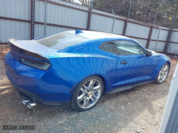 2017 Chevrolet Camaro ZL1 with VIN 1G1FK1R68H0173044, listed as a IAAI auction lot 41875813 with 76,326 mi miles. Bid and sale history available at carsss.com. Image 13.