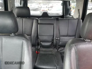 2005 Mercedes-Benz M 500 z VIN 4JGAB75E35A532559, wystawiony jako Copart lot #85321484 z przebiegiem 305 999 mil mil oraz Szkoda całkowita • Salvage title. Historia ofert i sprzedaży dostępna na DreamBid. Obrazek 10.