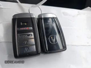 2020 Acura MDX z VIN 5J8YD4H36LL043713, wystawiony jako IAAI lot #42489580 z przebiegiem 33 042 mil mil oraz . Historia ofert i sprzedaży dostępna na DreamBid. Obrazek 11.