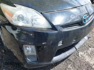 2011 Toyota Prius I with VIN JTDKN3DU4B5325944, listed as a IAAI auction lot 42028437 with 181,453 mi miles. Bid and sale history available at carsss.com. Image 18.
