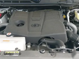 2024 Toyota Tundra SR5 with VIN 5TFLA5DA9RX229095, listed as a IAAI auction lot 42215297 with 4,501 mi miles and . Bid and sale history available at DreamBid. Image 22.