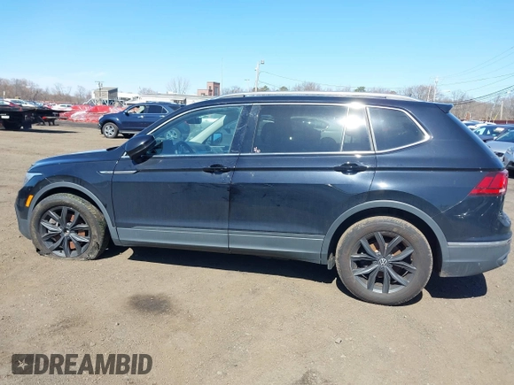 2024 Volkswagen Tiguan SE z VIN 3VVMB7AX0RM048335, wystawiony jako IAAI lot #41810972 z przebiegiem 29 467 mil mil oraz . Historia ofert i sprzedaży dostępna na DreamBid. Obrazek 14.