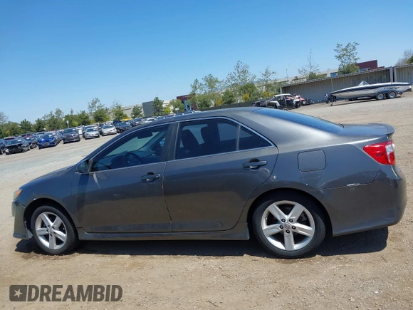 2012 Toyota Camry L with VIN 4T1BF1FK7CU534157, listed as a IAAI auction lot 41986320 with 162,866 mi miles. Bid and sale history available at carsss.com. Image 14.