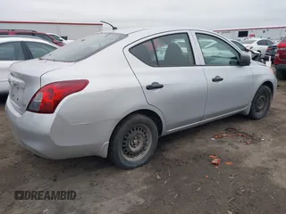 2012 Nissan Versa SL with VIN 3N1CN7AP5CL928853, listed as a IAAI auction lot 40898307 with 189,106 mi miles and . Bid and sale history available at carsss.com. Image 4.