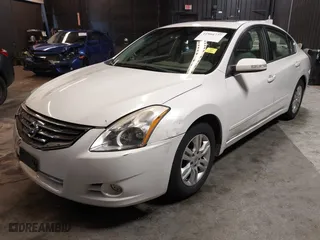 2011 Nissan Altima 2.5 S with VIN 1N4AL2AP3BN408488, listed as a IAAI auction lot 41904777 with 118,800 mi miles. Bid and sale history available at carsss.com. Image 18.