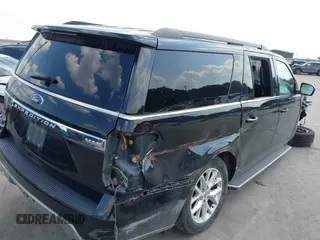2021 Ford Expedition Max XLT z VIN 1FMJK1HT7MEA33522, wystawiony jako IAAI lot #42234534 z przebiegiem 124 820 mil mil oraz . Historia ofert i sprzedaży dostępna na DreamBid. Obrazek 4.