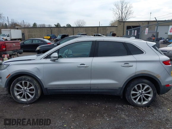 2015 Lincoln MKC with VIN 5LMTJ2AH6FUJ10863, listed as a IAAI auction lot 41983116 with 111,250 mi miles. Bid and sale history available at carsss.com. Image 15.