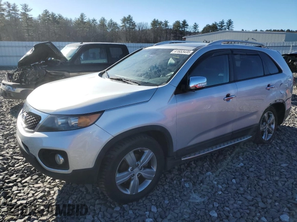 2012 Kia Sorento EX with VIN 5XYKU4A22CG234661, listed as a Copart auction lot 41653435 with 147,326 mi miles and Salvage Title. Bid and sale history available at carsss.com. Image 1.