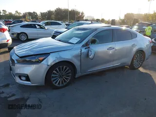 2017 Kia Cadenza Limited with VIN KNALC4J14H5090560, listed as a IAAI auction lot 41133962 with 108,113 mi miles. Bid and sale history available at carsss.com. Image 2.