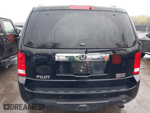 2014 Honda Pilot Touring with VIN 5FNYF4H91EB055741, listed as a IAAI auction lot 42006752 with 222,308 mi miles and . Bid and sale history available at carsss.com. Image 17.