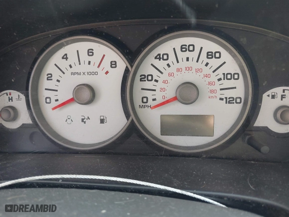 2006 Ford Escape XLT with VIN 1FMYU03186KA06262, listed as a IAAI auction lot 41912605 with 157,117 mi miles. Bid and sale history available at carsss.com. Image 7.