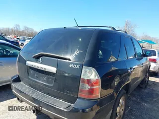 2004 Acura MDX with VIN 2HNYD18254H540684, listed as a IAAI auction lot 41584464 with 344,728 mi miles. Bid and sale history available at carsss.com. Image 4.